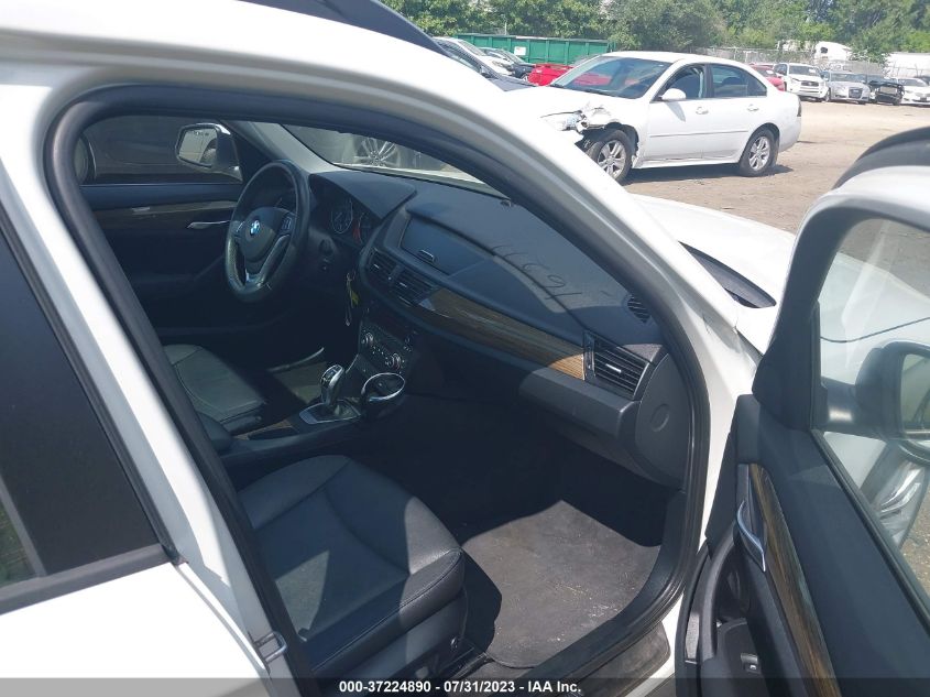 2013 BMW X1 XDRIVE28I - WBAVL1C58DVR85664