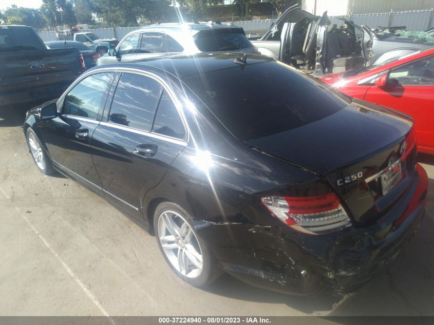 2013 MERCEDES-BENZ C-CLASS C 250 - WDDGF4HB7DA744050