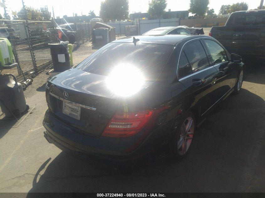 2013 MERCEDES-BENZ C-CLASS C 250 - WDDGF4HB7DA744050