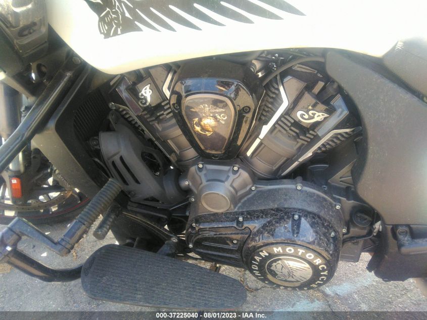 2020 INDIAN MOTORCYCLE CO. CHALLENGER DARK HORSE 56KLCDRR8L3392316