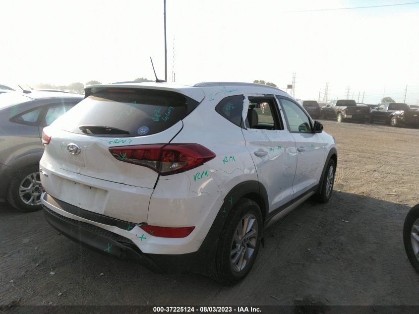 2017 HYUNDAI TUCSON SE - KM8J33A41HU295690
