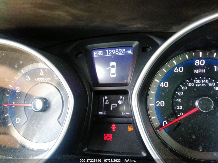 2017 HYUNDAI ELANTRA GT - KMHD35LH2HU353816