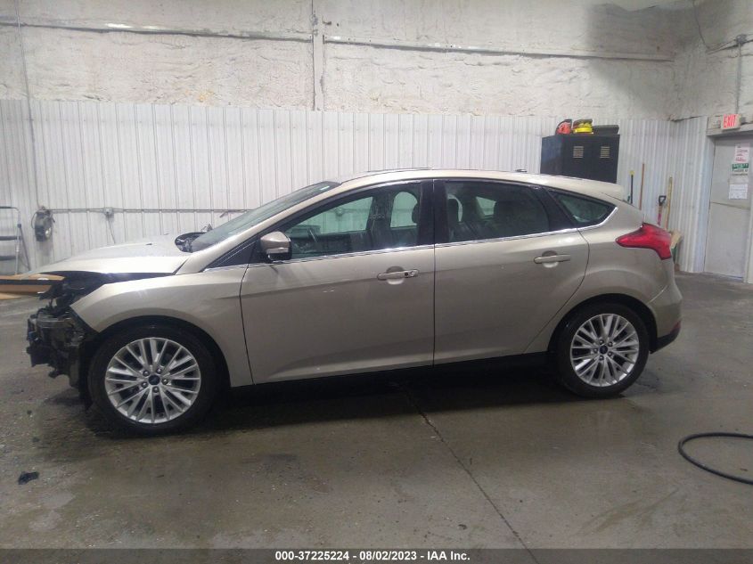 2016 FORD FOCUS TITANIUM - 1FADP3N25GL213226