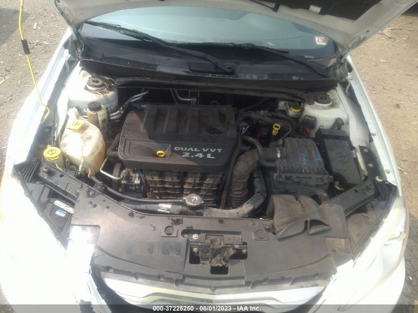 2013 CHRYSLER 200 LX - 1C3CCBAB6DN689913