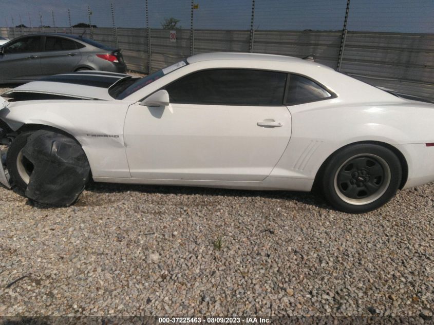 2013 CHEVROLET CAMARO LS - 2G1FA1E37D9122908