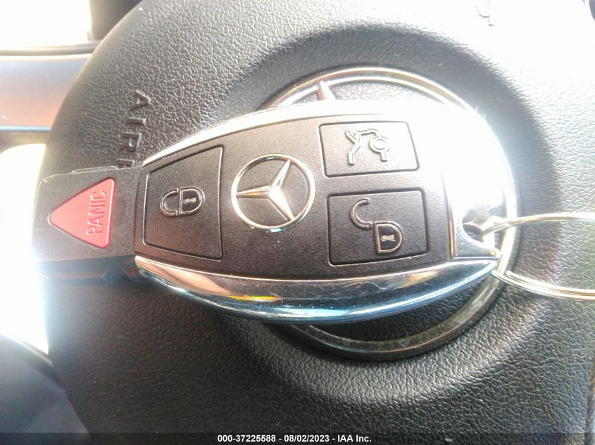 2017 MERCEDES-BENZ C-CLASS C 300 - WDDWK4JB9HF505660