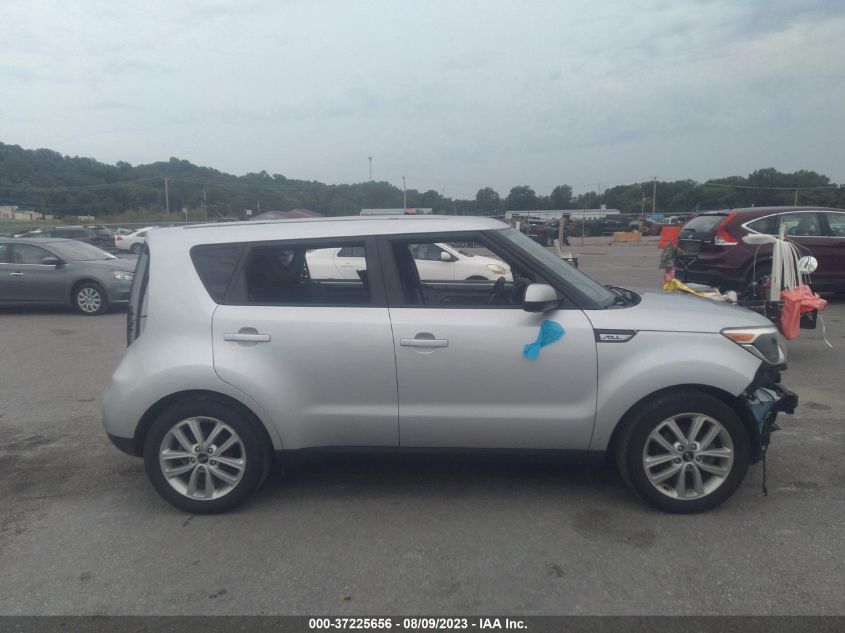 2017 KIA SOUL + - KNDJP3A52H7412547
