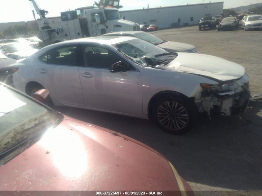 2014 LEXUS ES 350 - JTHBK1GG5E2125596