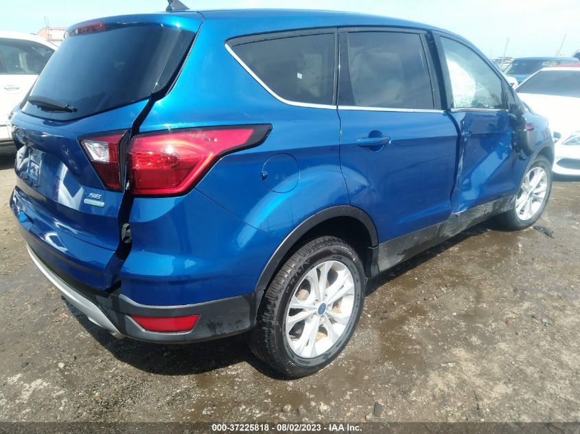 2019 FORD ESCAPE SE - 1FMCU0GD8KUB46907