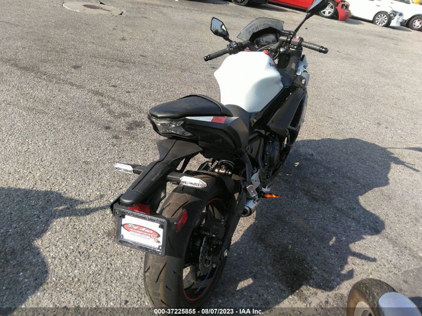 2023 KAWASAKI EX650 R - ML5EXER14PDA94393