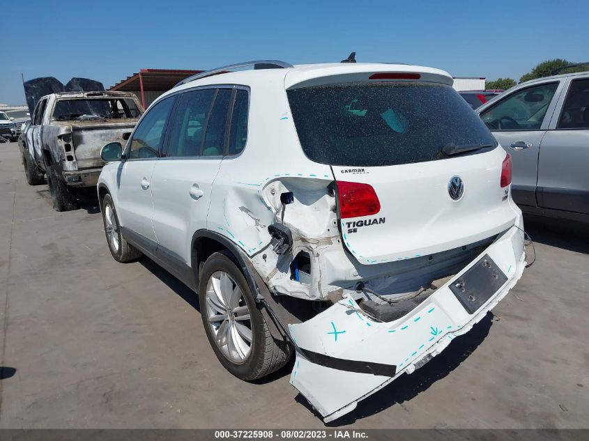 2016 VOLKSWAGEN TIGUAN SE - WVGBV7AX3GW592883