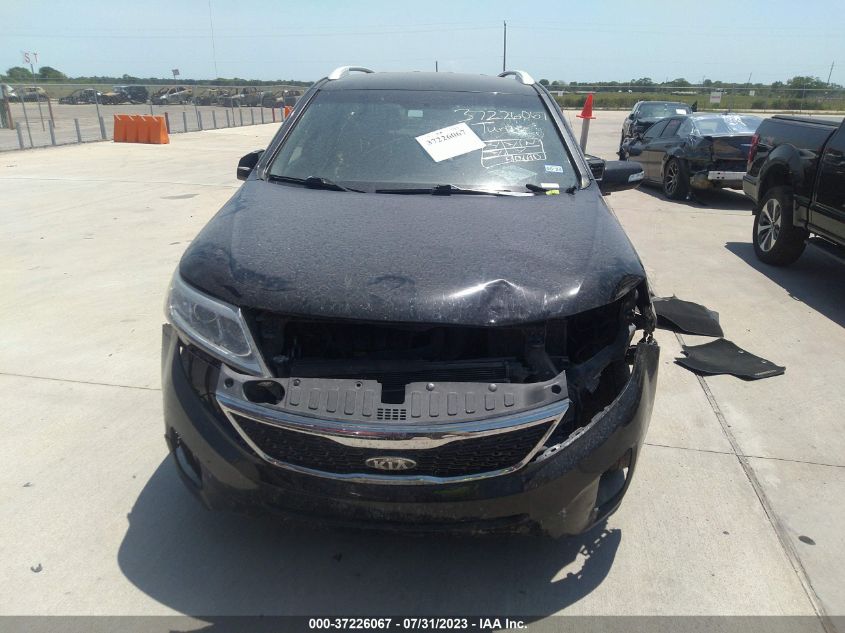 2014 KIA SORENTO LX - 5XYKT3A65EG464892