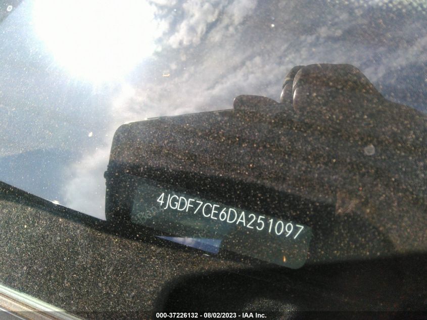2013 MERCEDES-BENZ GL 450 4JGDF7CE6DA251097