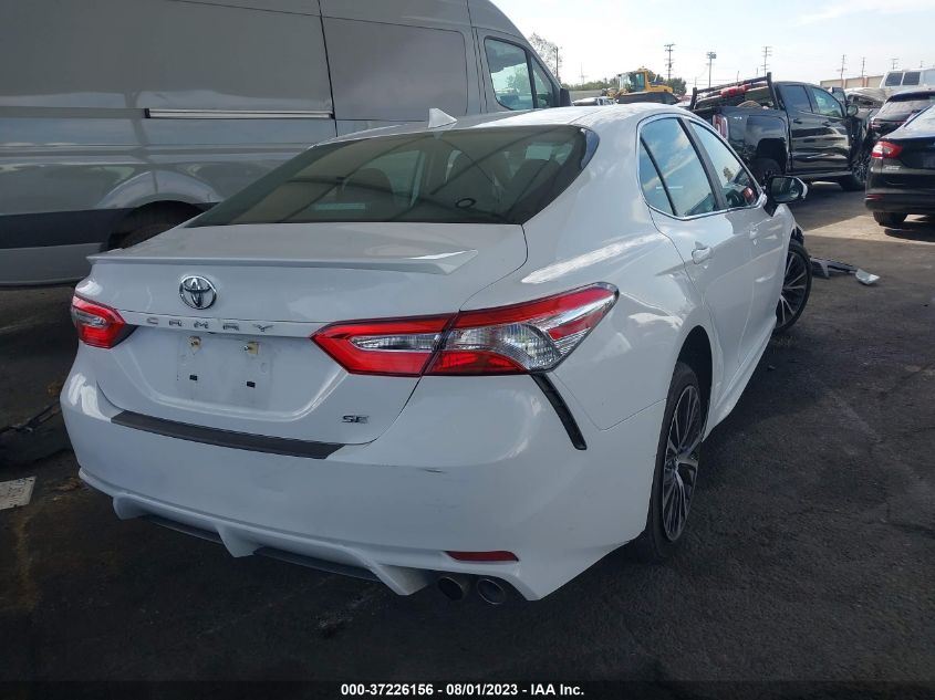 2020 TOYOTA CAMRY SE/SE NIGHT SHADE - 4T1G11AK8LU310777