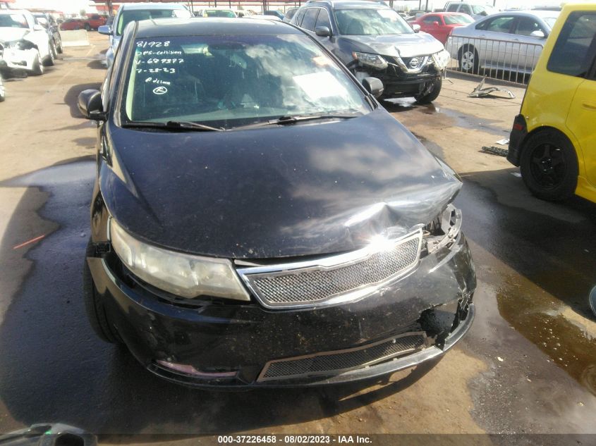 2013 KIA FORTE 5-DOOR SX - KNAFW5A39D5689377