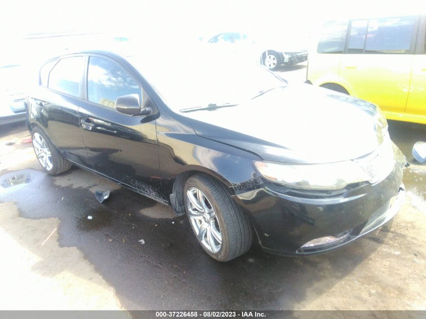 2013 KIA FORTE 5-DOOR SX - KNAFW5A39D5689377