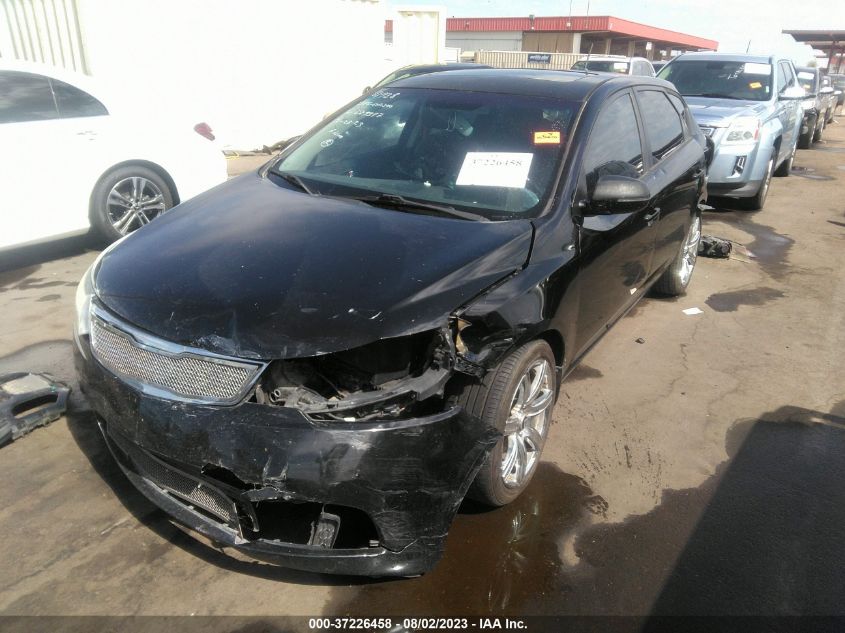 2013 KIA FORTE 5-DOOR SX - KNAFW5A39D5689377