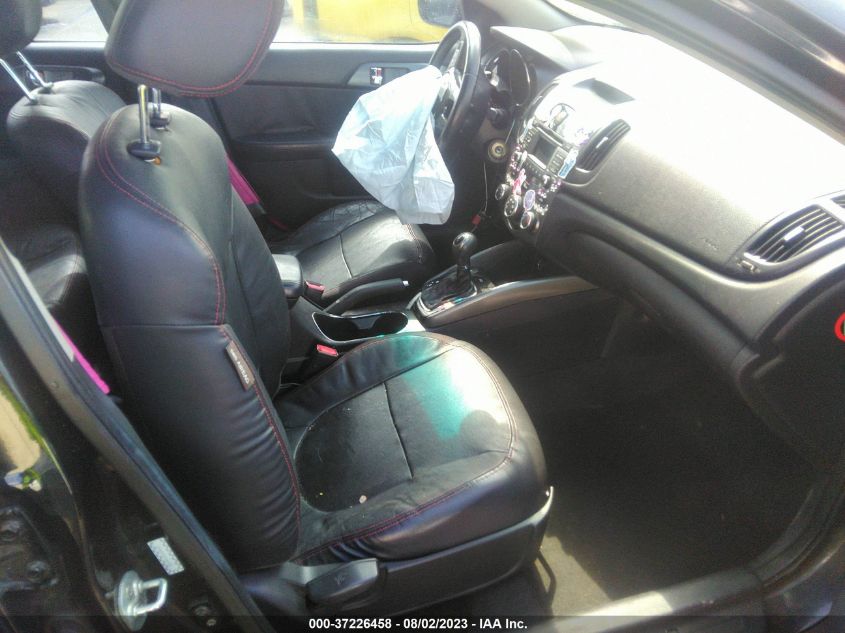 2013 KIA FORTE 5-DOOR SX - KNAFW5A39D5689377
