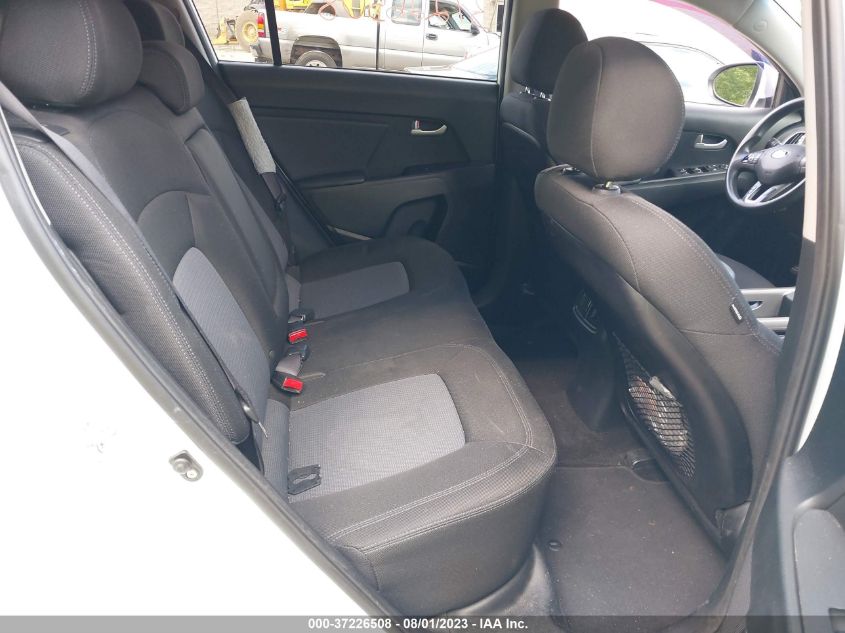 2016 KIA SPORTAGE LX - KNDPBCAC7G7836005