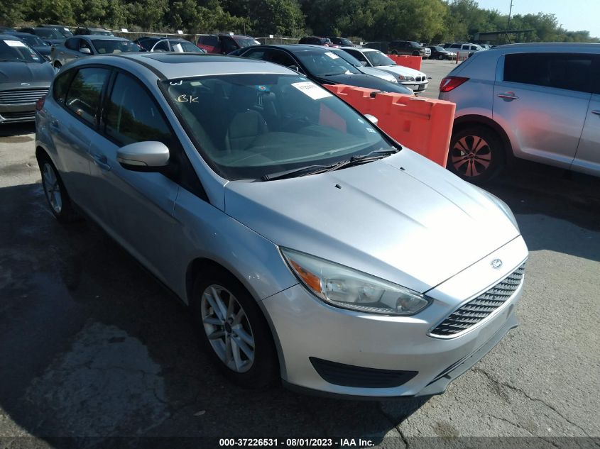 2015 FORD FOCUS SE - 1FADP3K21FL204431