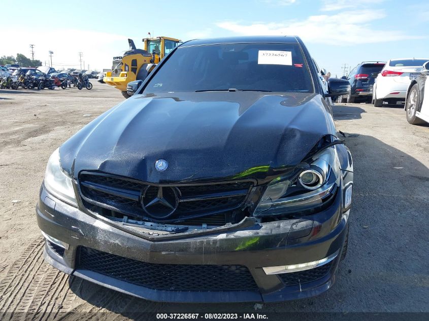 2013 MERCEDES-BENZ C-CLASS C 63 AMG - WDDGF7HB1DA873077