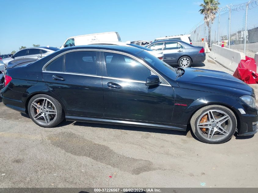 2013 MERCEDES-BENZ C-CLASS C 63 AMG - WDDGF7HB1DA873077