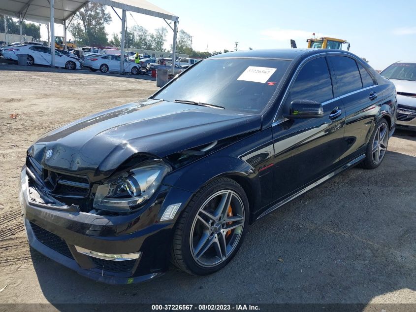 2013 MERCEDES-BENZ C-CLASS C 63 AMG - WDDGF7HB1DA873077