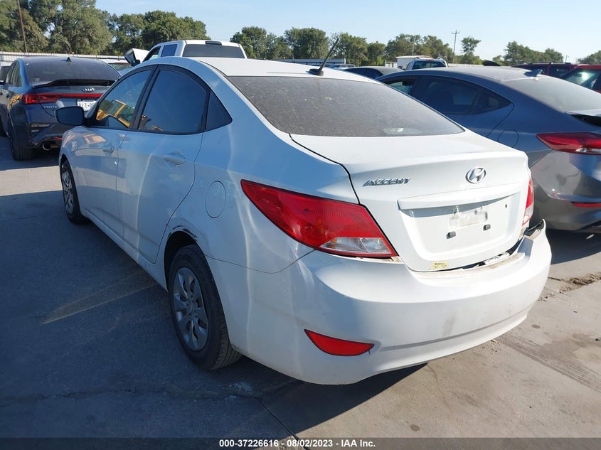 VIN KMHCT4AE1HU366572 2017 HYUNDAI ACCENT SE
