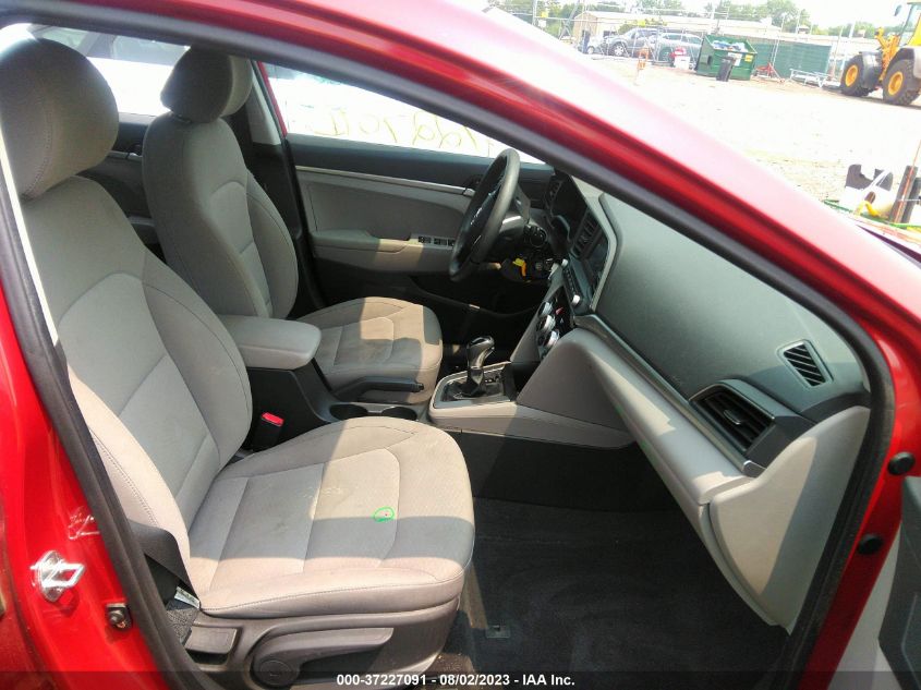 2019 HYUNDAI ELANTRA SE - KMHD74LF5KU780041