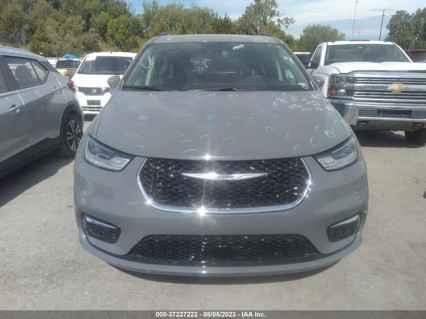 2022 CHRYSLER PACIFICA TOURING L - 2C4RC1BG3NR190839