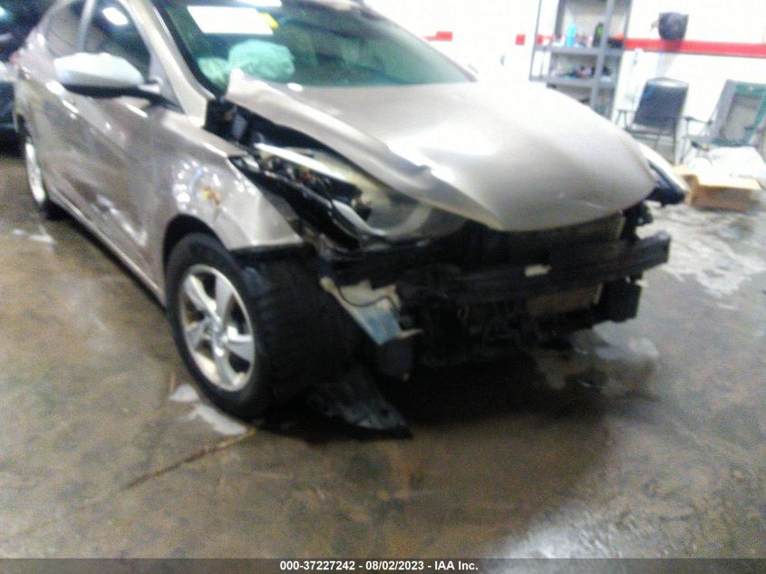 2014 HYUNDAI ELANTRA SE/LIMITED - 5NPDH4AE6EH460303