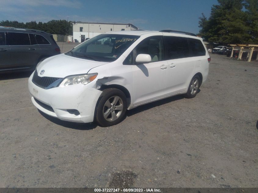 2013 TOYOTA SIENNA LE - 5TDKK3DC1DS299381