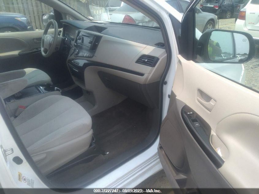 2013 TOYOTA SIENNA LE - 5TDKK3DC1DS299381
