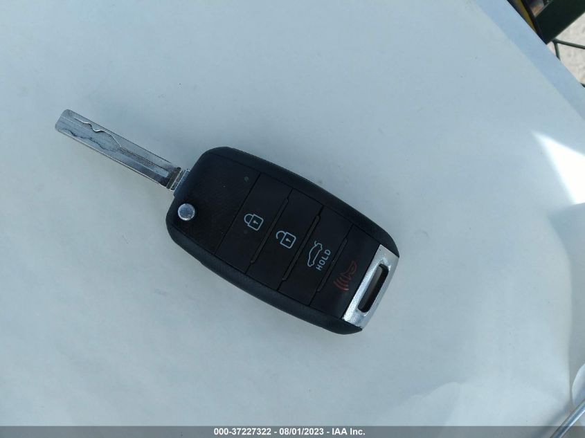 2015 KIA OPTIMA LX - 5XXGM4A76FG441757