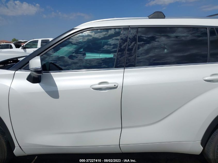 2020 TOYOTA HIGHLANDER XLE - 5TDHZRAH9LS510382