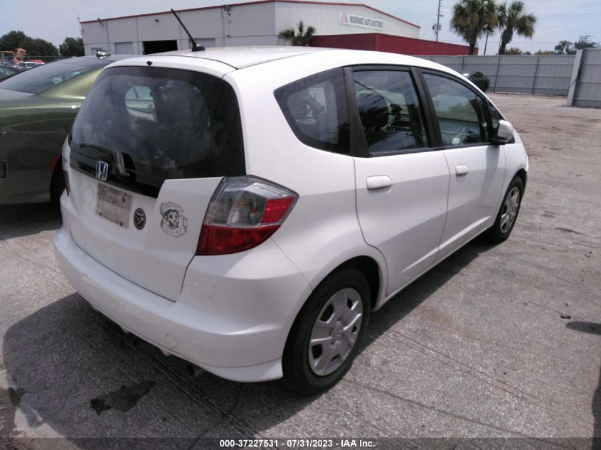 2013 HONDA FIT - JHMGE8H38DC061127
