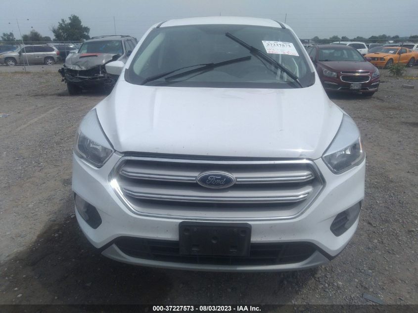 2017 FORD ESCAPE SE - 1FMCU9GD7HUE98325