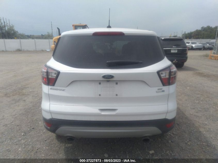 2017 FORD ESCAPE SE - 1FMCU9GD7HUE98325