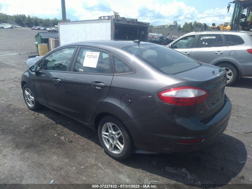 2018 FORD FIESTA SE - 3FADP4BJXJM127899