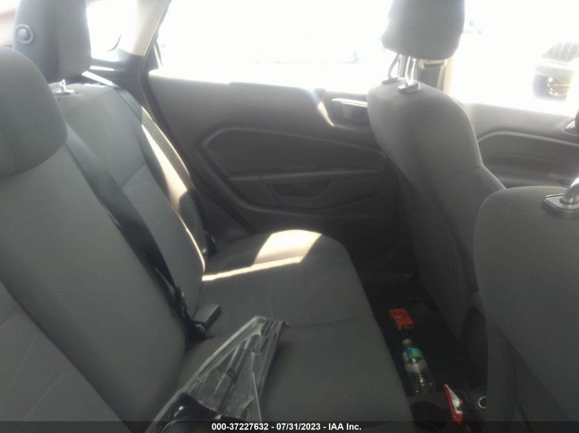 2018 FORD FIESTA SE - 3FADP4BJXJM127899