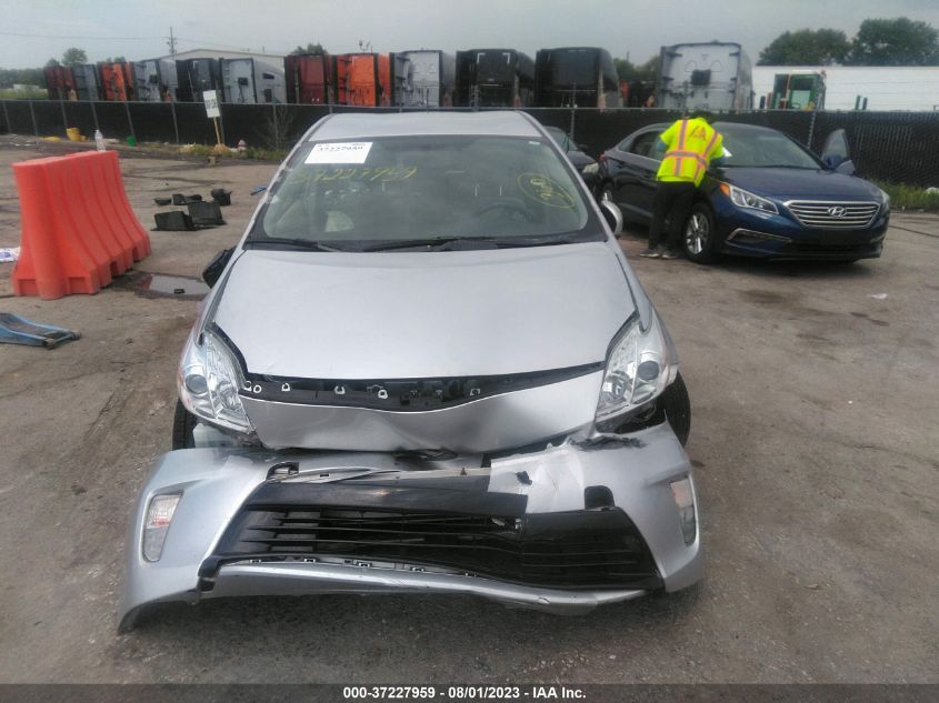 2015 TOYOTA PRIUS FOUR - JTDKN3DU2F1873471