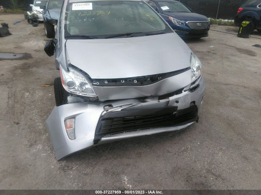 2015 TOYOTA PRIUS FOUR - JTDKN3DU2F1873471