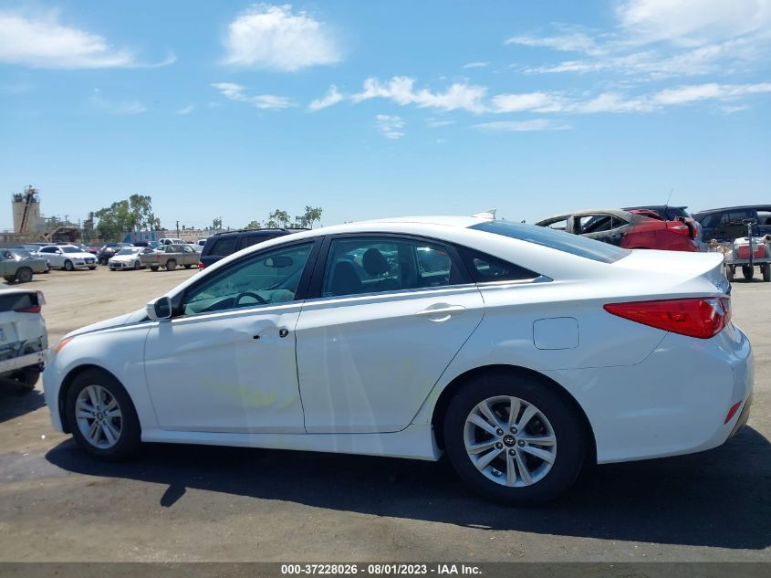 2014 HYUNDAI SONATA GLS - 5NPEB4AC8EH923918