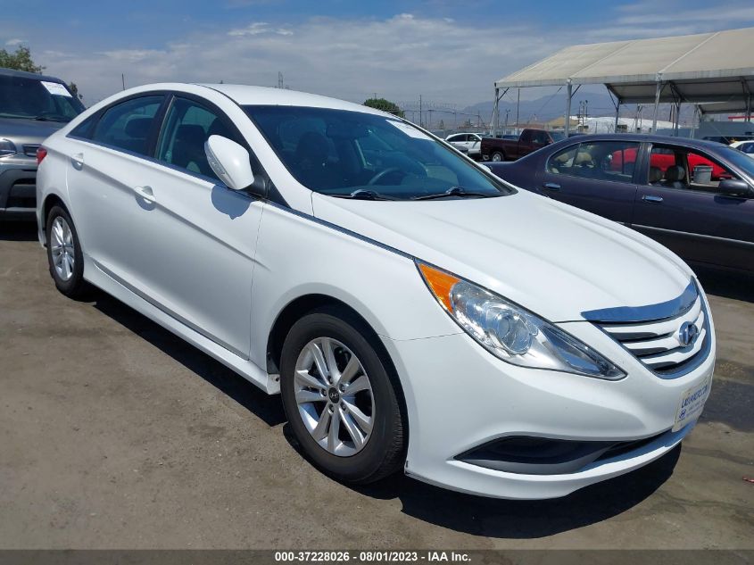 2014 HYUNDAI SONATA GLS - 5NPEB4AC8EH923918