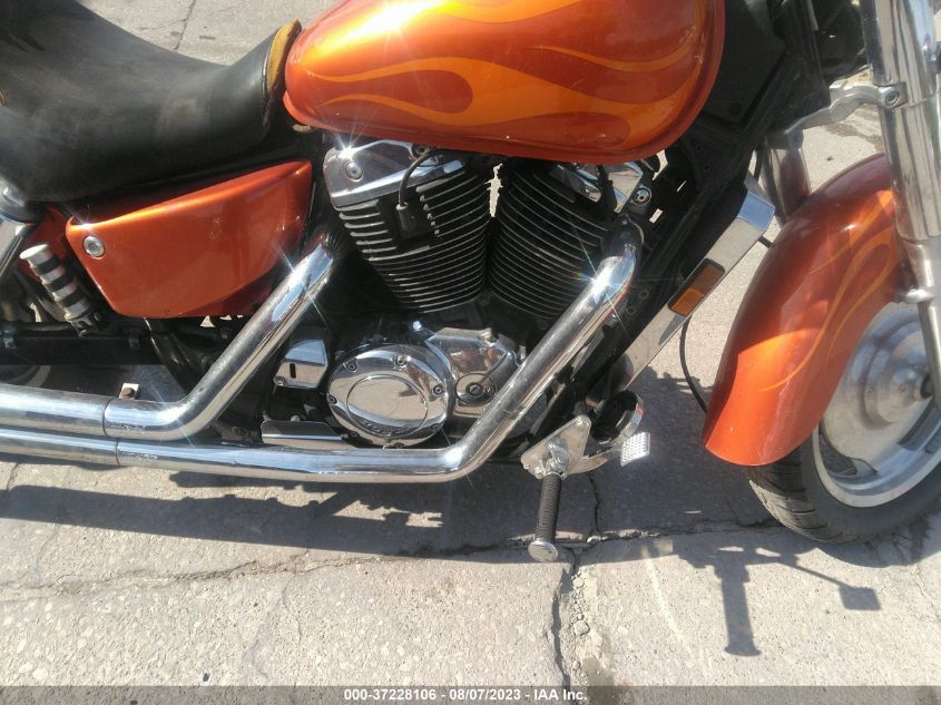 2002 HONDA VT1100 C2 1HFSC43042A203169