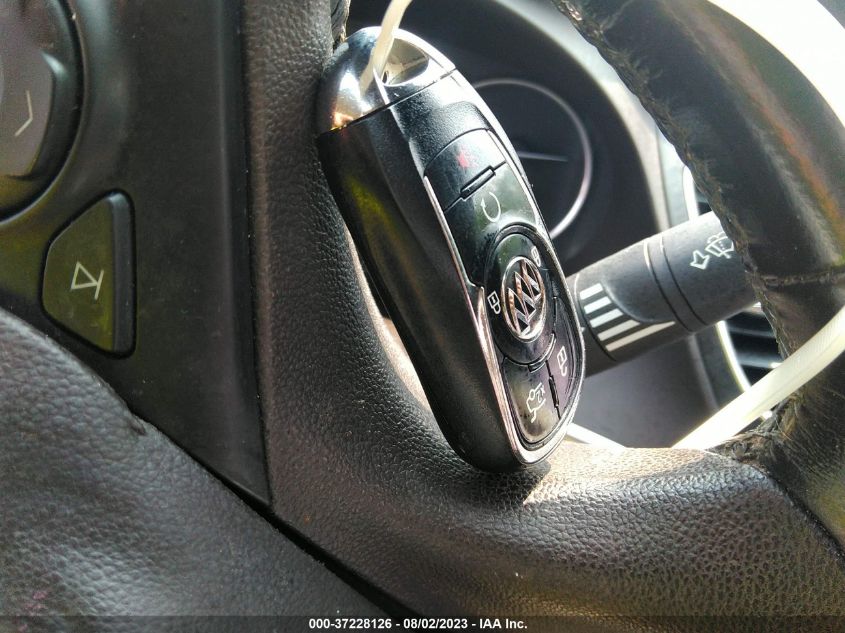 2017 BUICK LACROSSE ESSENCE - 1G4ZP5SS7HU132610