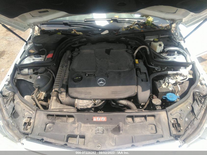 2013 MERCEDES-BENZ C-CLASS C 300 - WDDGF8AB8DR284268