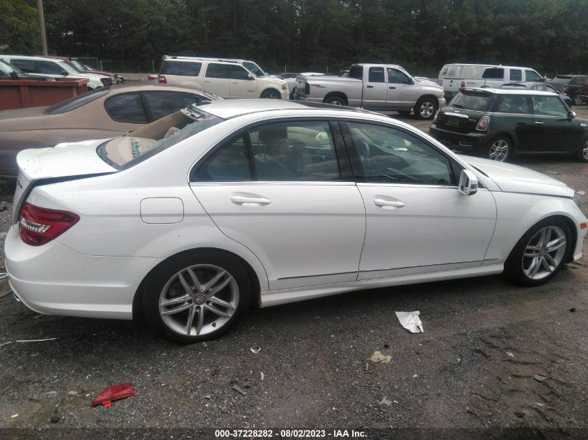 2013 MERCEDES-BENZ C-CLASS C 300 - WDDGF8AB8DR284268