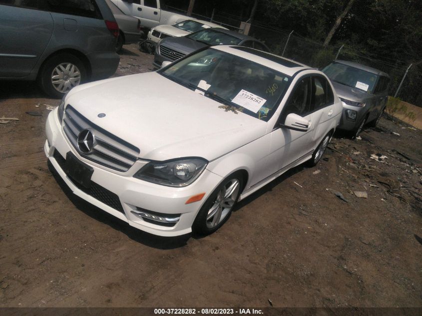 2013 MERCEDES-BENZ C-CLASS C 300 - WDDGF8AB8DR284268