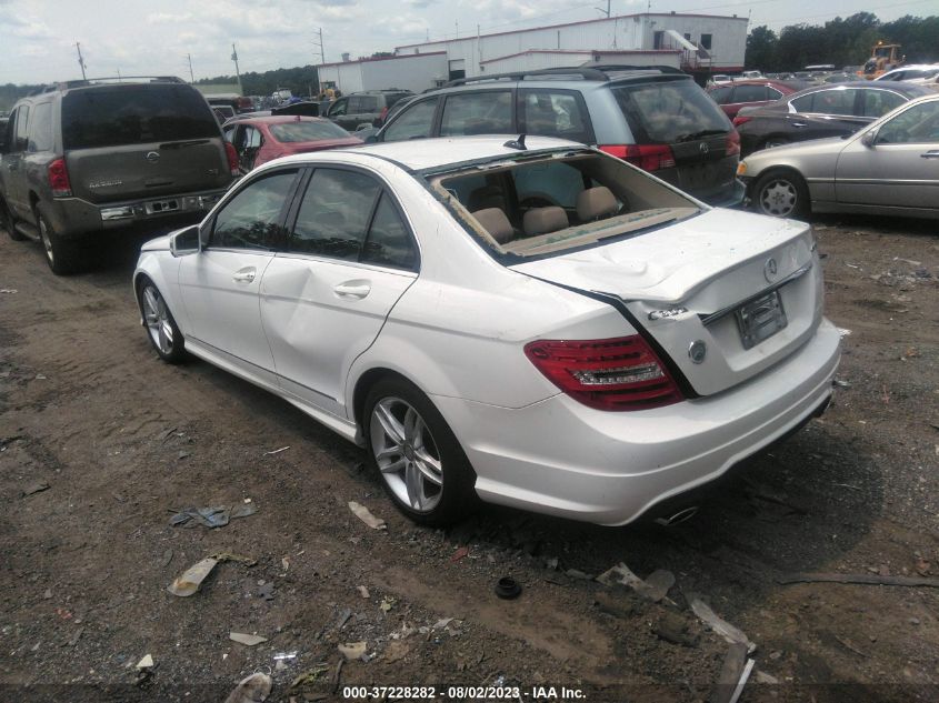 2013 MERCEDES-BENZ C-CLASS C 300 - WDDGF8AB8DR284268